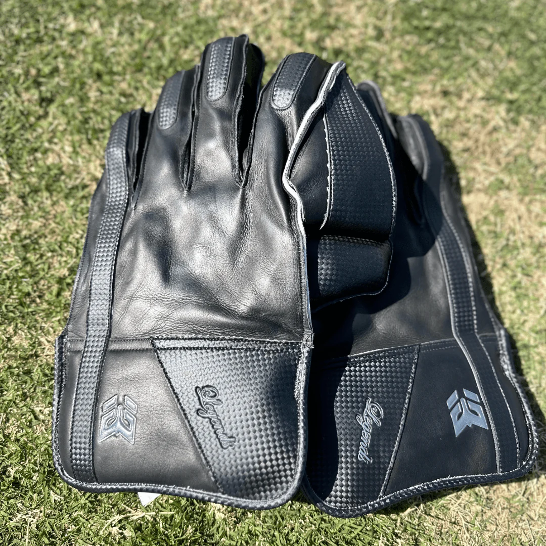 Armour Legends Black Wicket Keeping Gloves - Image 7