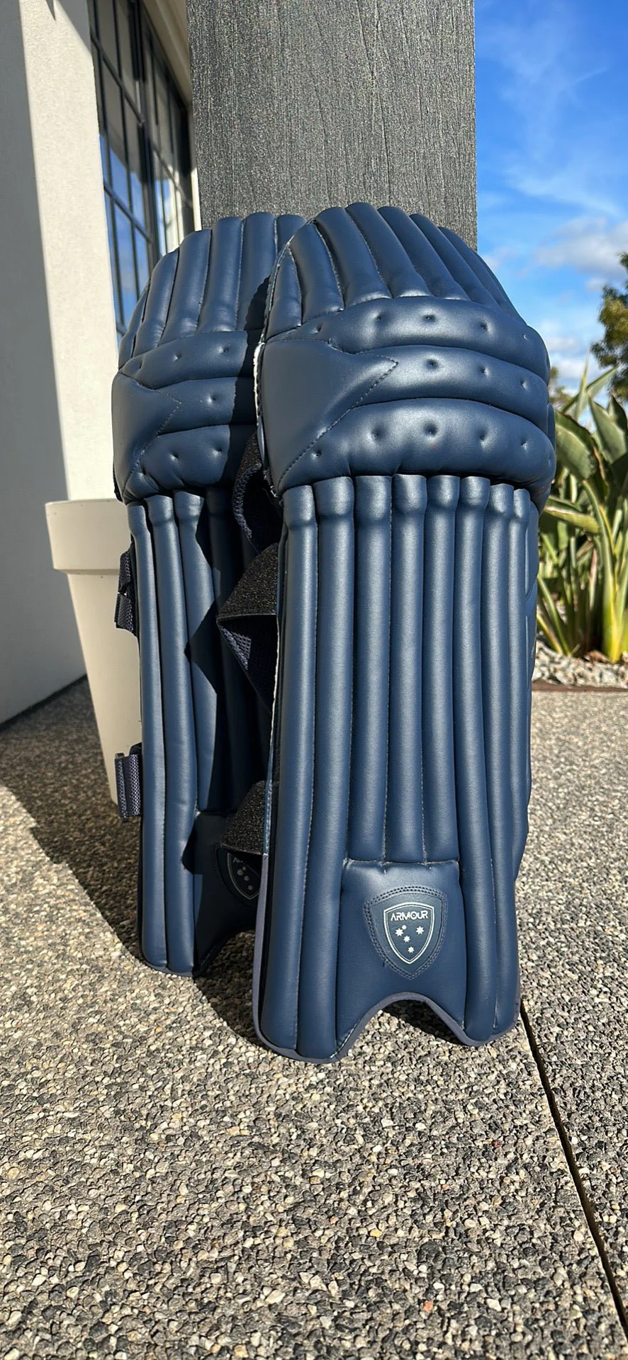Armour Cricket Batting Leg Guard with Gel Tech - Players Grade - Image 6