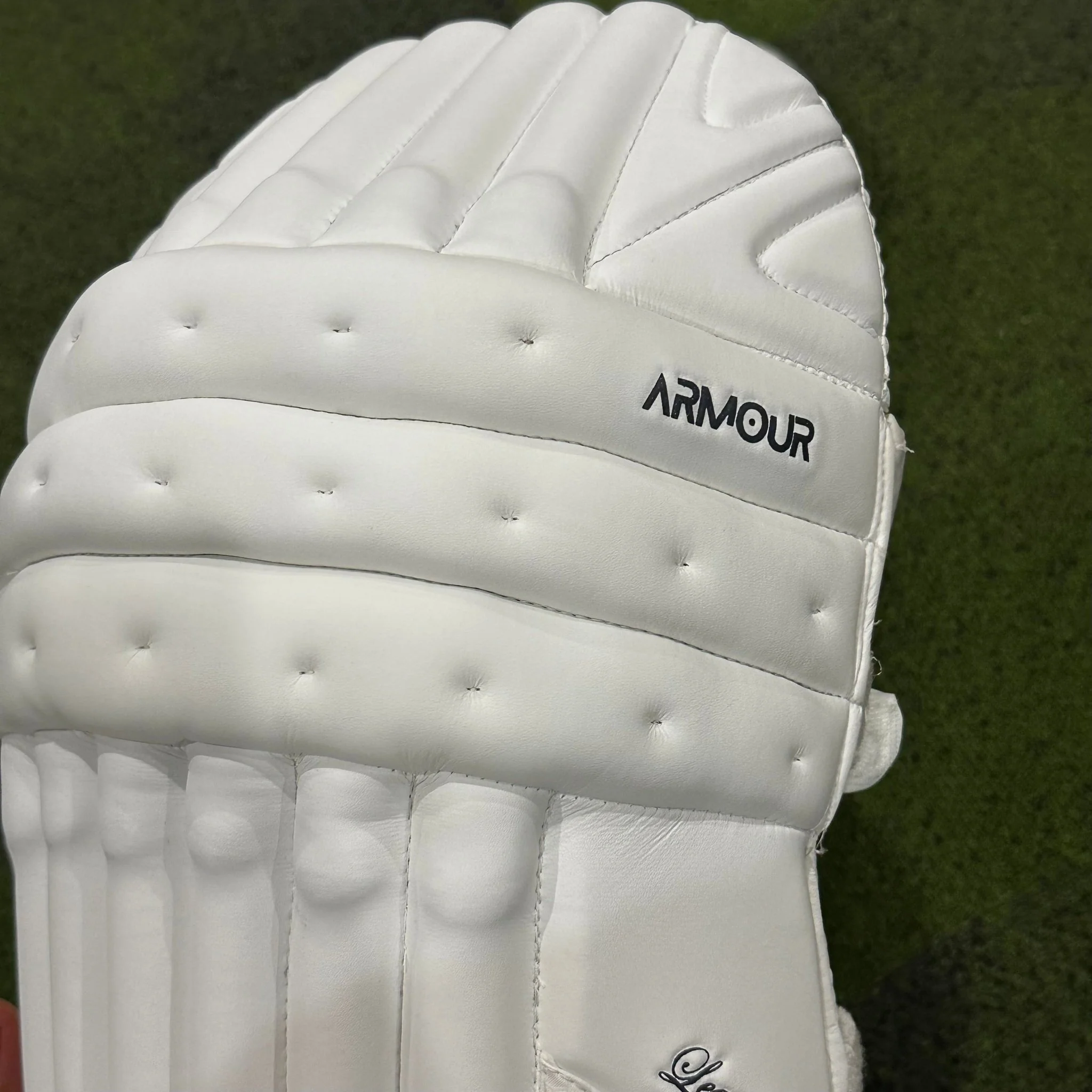 Armour Cricket Legends (Top of the line)  Batting Leg Guard with Gel Tech - Players Grade - Image 7