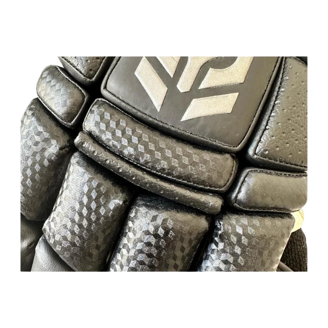 Armour Cricket Players Batting Gloves - Players Grade - Image 8