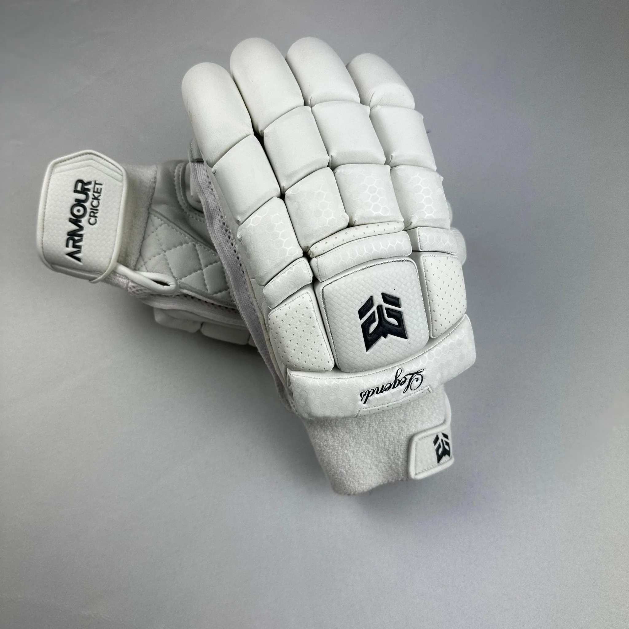 Armour Legends Gloves – Unmatched Players-Grade Protection - Image 2