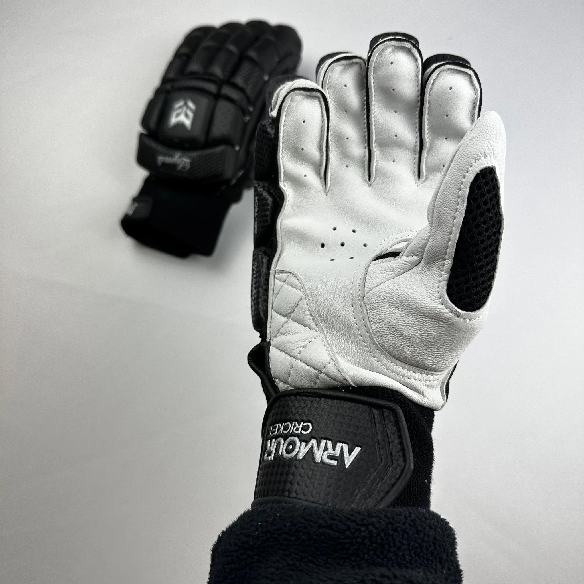 Armour Legends Gloves – Unmatched Players-Grade Protection - Image 8