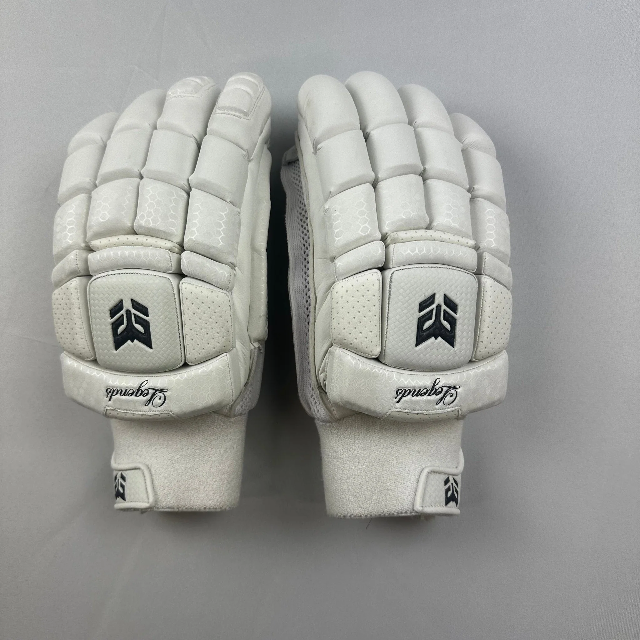 Armour Legends Gloves – Unmatched Players-Grade Protection - Image 4