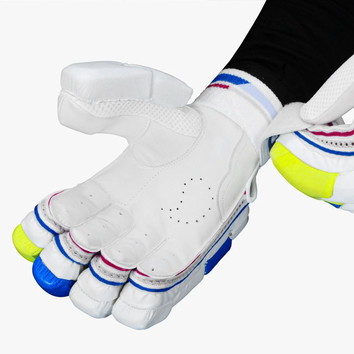 DSC Intense Fury Batting Gloves - Image 4