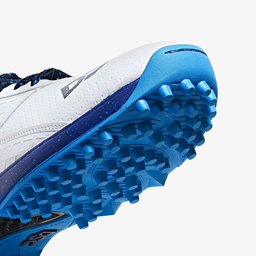 DSC Jaffa 22 Rubber Spike Cricket Shoes - White/Navy - Image 6