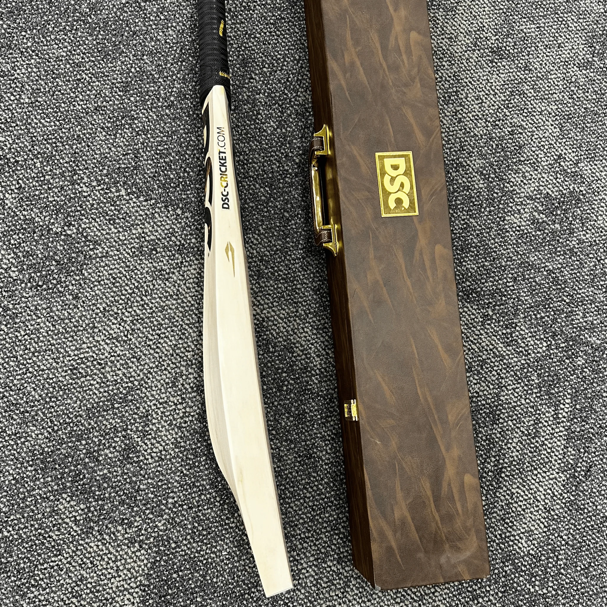 DSC Supernatural English Willow Bat (Black Marble) - [Rarest English Willow  Money Can Buy] - Image 8
