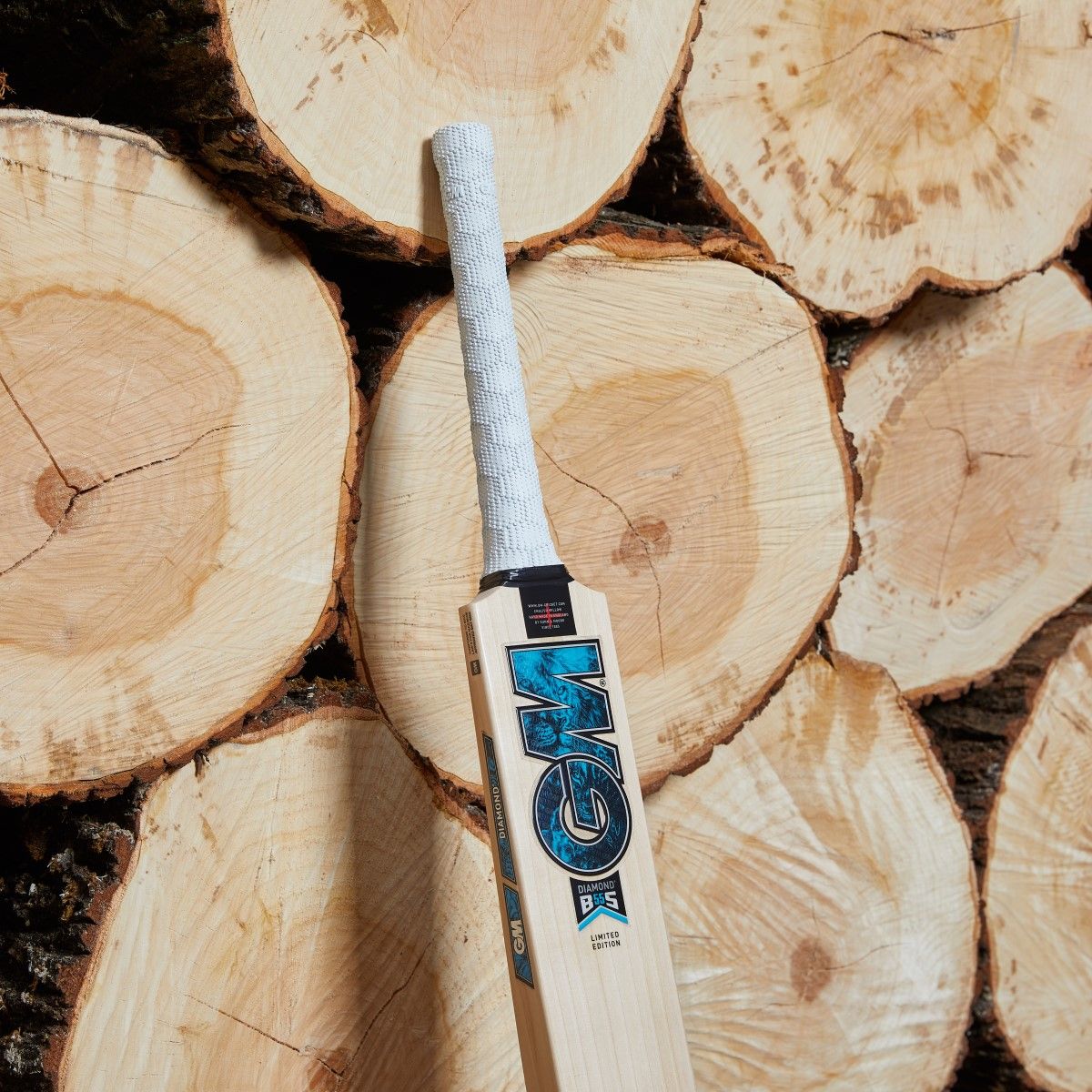 GM Diamond 909 English Willow Cricket Bat - Image 5
