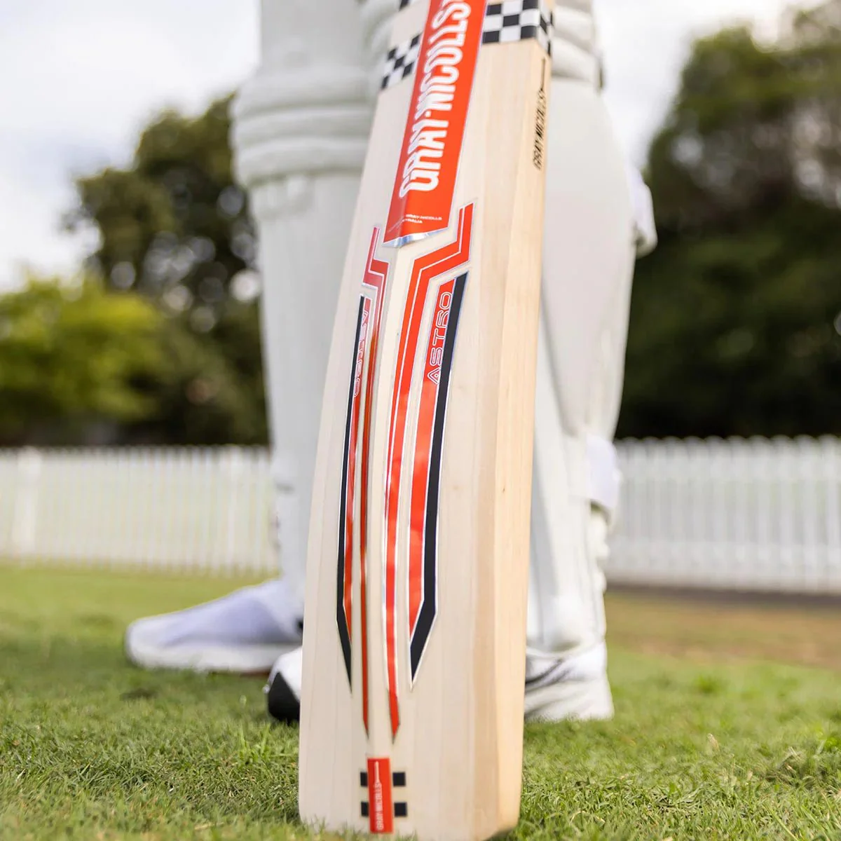 GRAY-NICOLLS ASTRO 1300 (Ready to Play) ENGLISH WILLOW CRICKET BAT - 2024 edition - Image 5