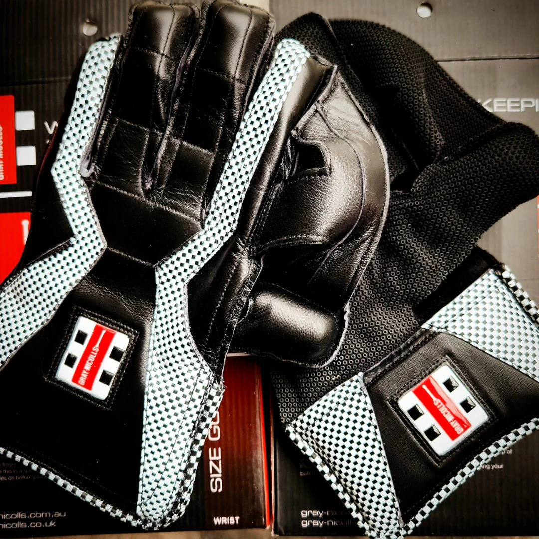 Gray Nicolls Checkmate Wicketkeeping Gloves 2025 edition