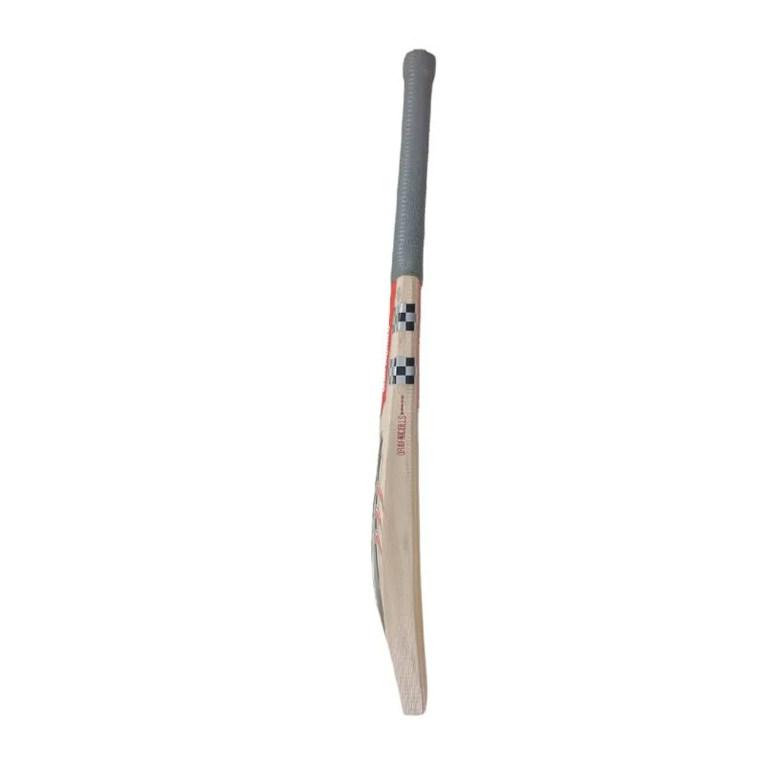 Gray Nicolls GN 1.5 Predator English Willow Cricket Bat - Image 4