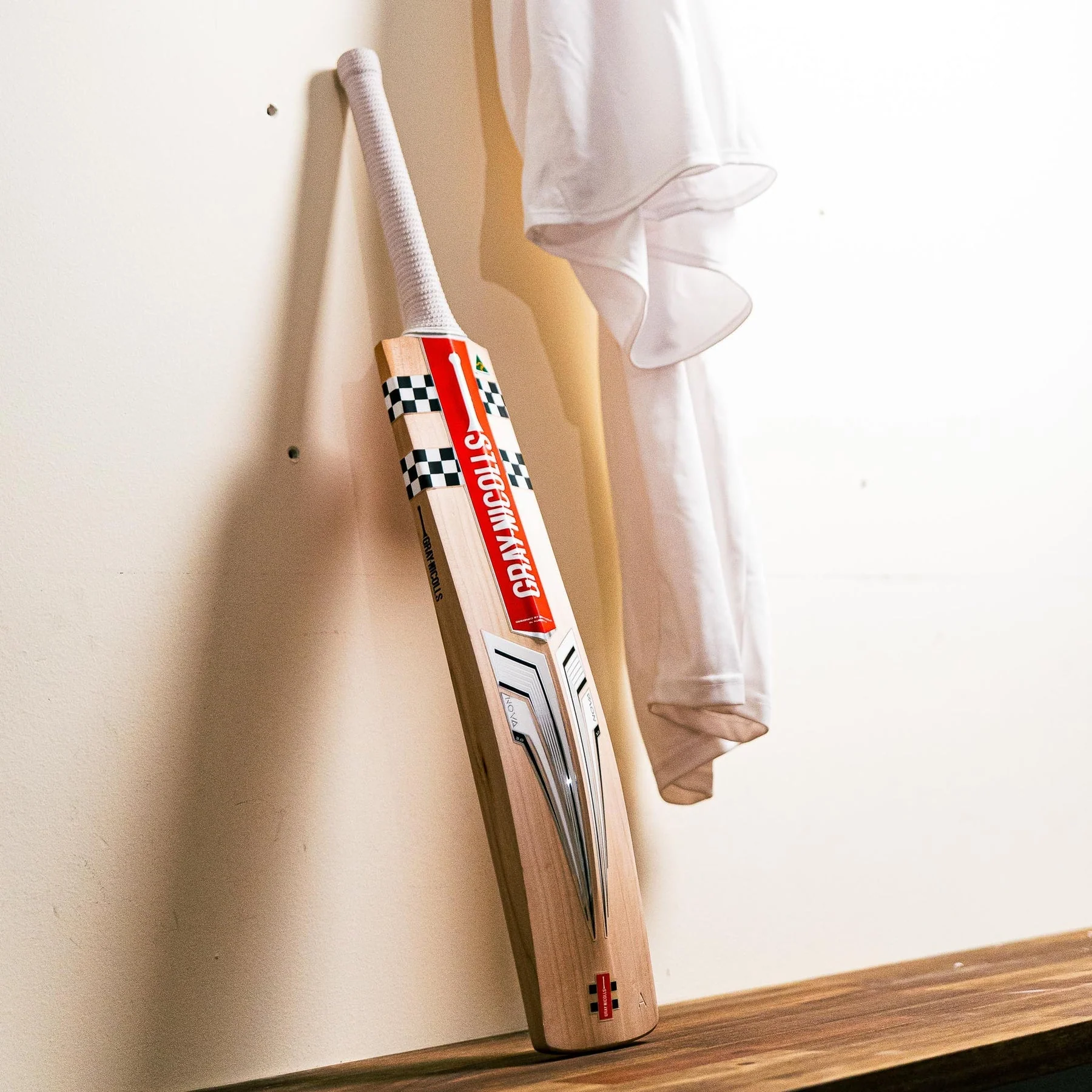 Gray Nicolls Nova 3.0 Players Edition English Willow Cricket Bat 2025-26 Edition - Image 6