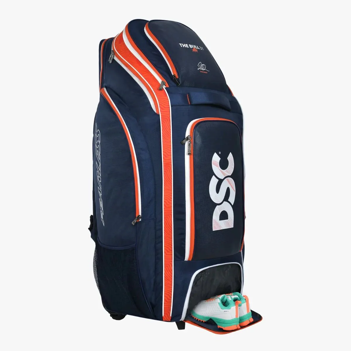 Krunch The Bull 31 Big Duffle Wheelie Cricket Kit Bag - Image 5