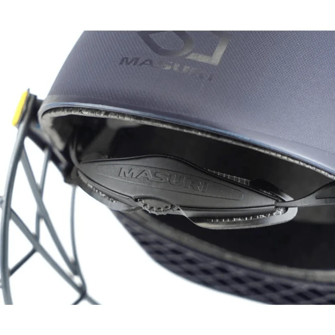 Masuri C Line Steel Cricket Helmet - Senior - Image 4