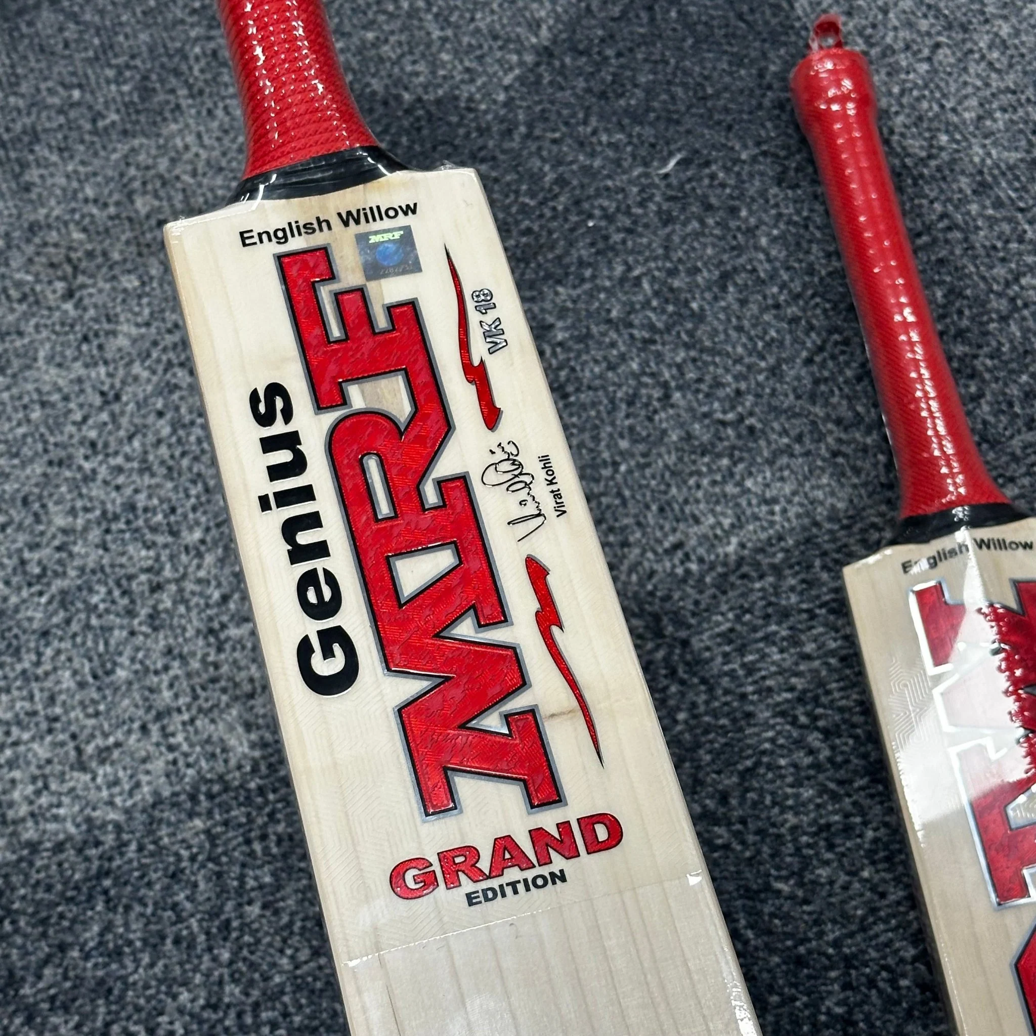 MRF Grand Edition Players Grade Cricket Bat - 2025 edition - Image 3