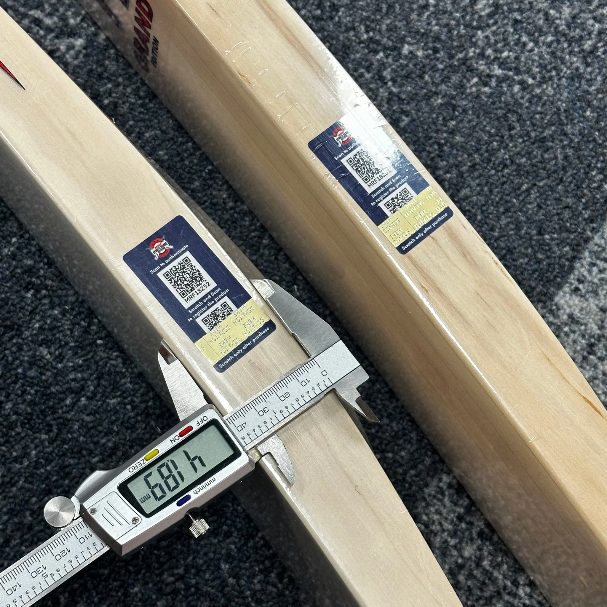 MRF Grand Edition Players Grade Cricket Bat - 2025 edition - Image 6