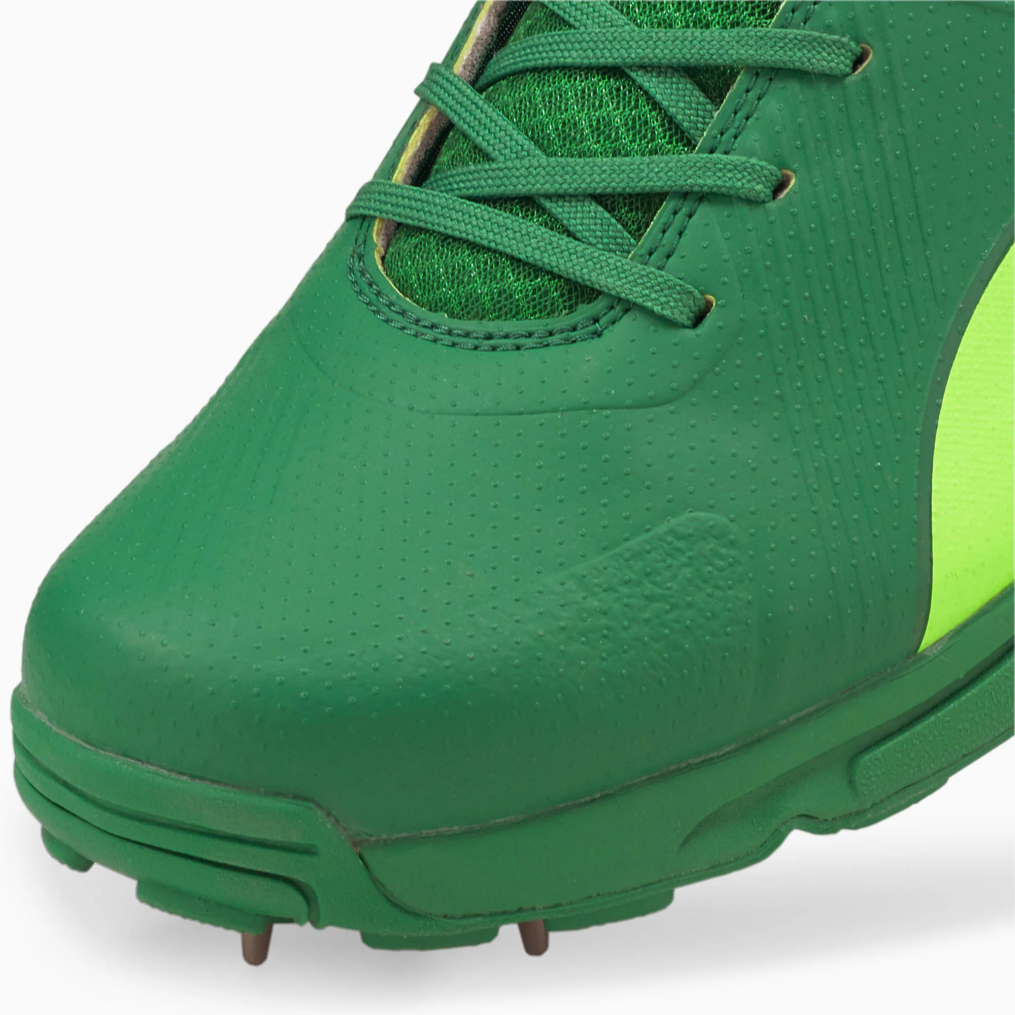 Puma One8 19.2 Cricket Shoes with Metal Spikes - Image 5
