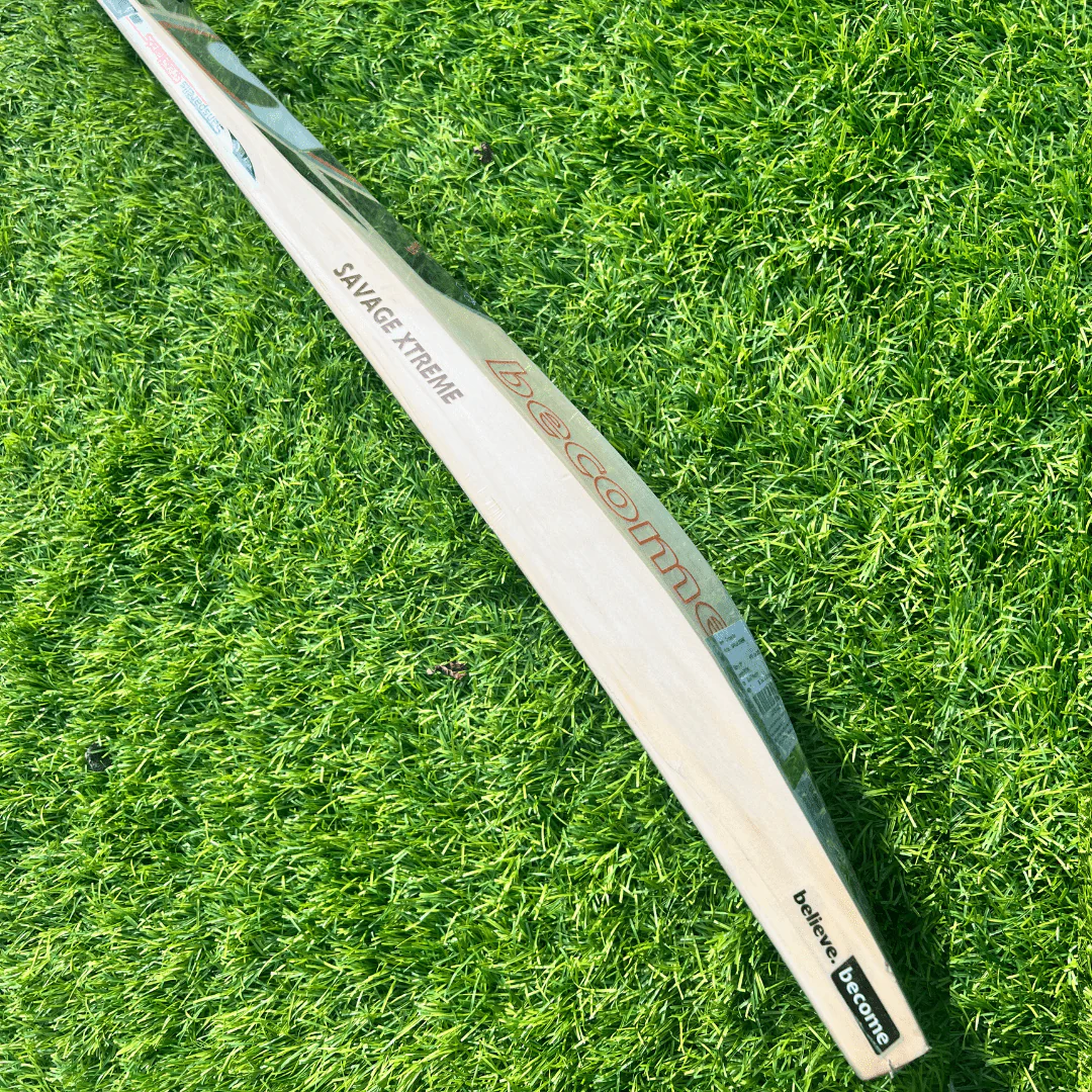 SG Savage Xtreme Finest English Willow Cricket Bat 2025 Edition - SH - Image 6