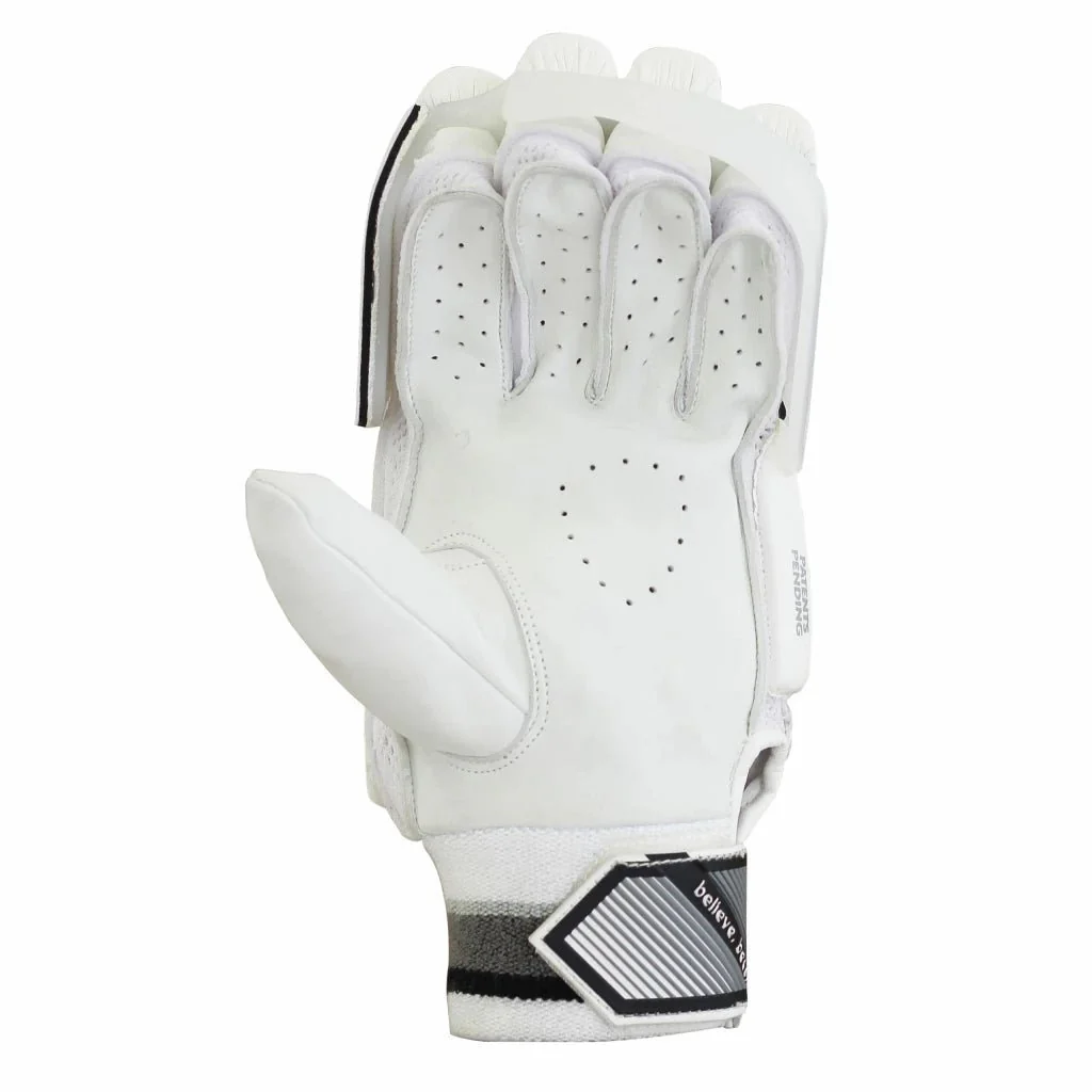 SG KLR Armour Batting Gloves - Image 3