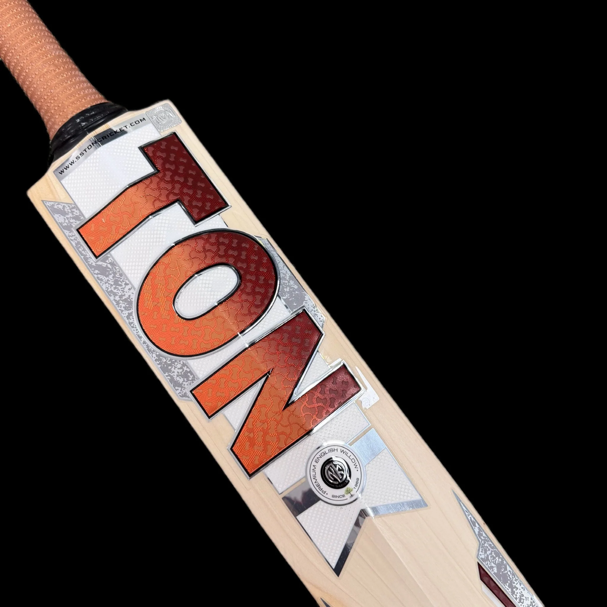 SS TON Vertu Grade 1 English Willow Cricket Bat - 2025 edition - SH - Image 4