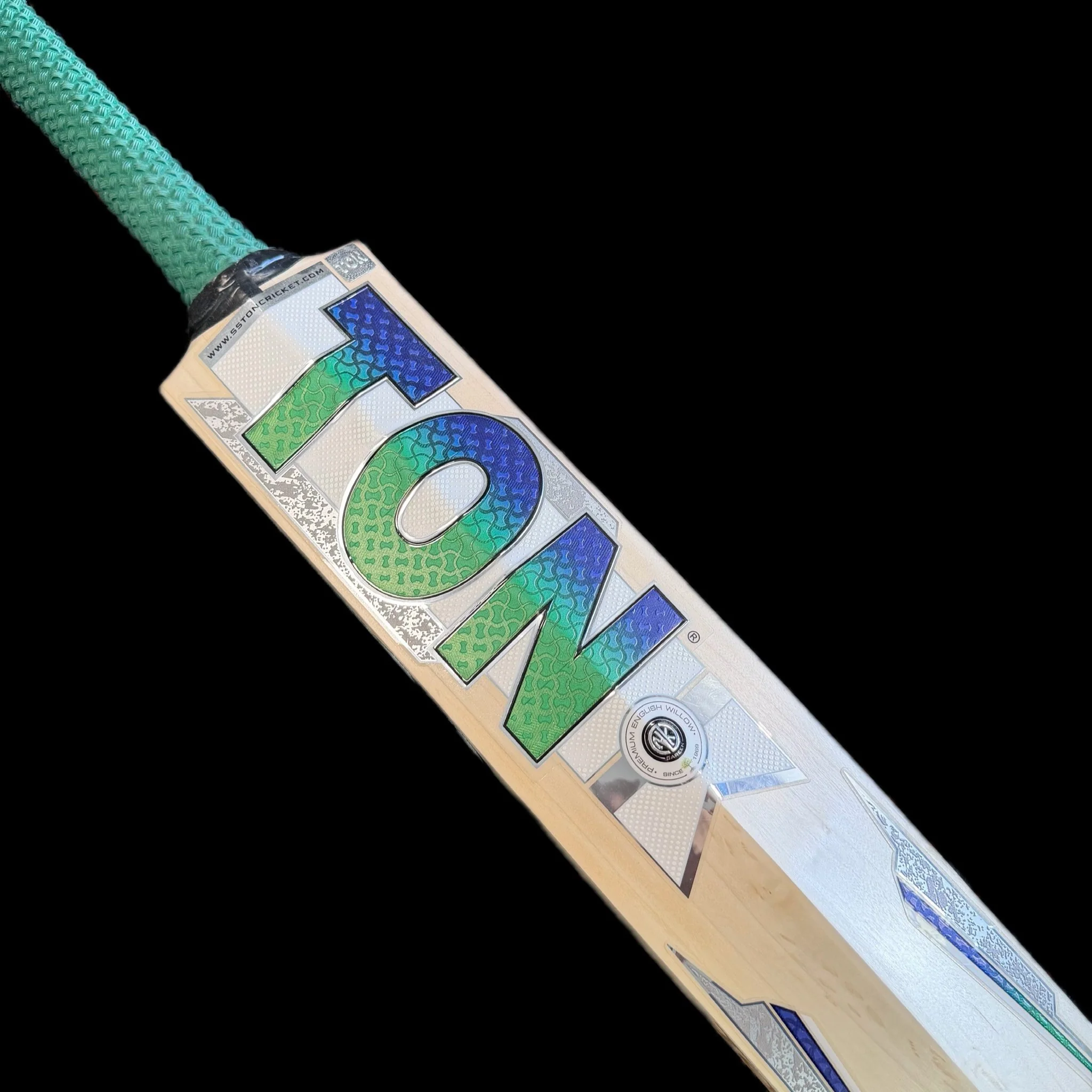 TON Power Plus English Willow Cricket Bat SH - Image 4